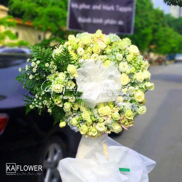 Vòng hoa tang lễ Hồng Phai